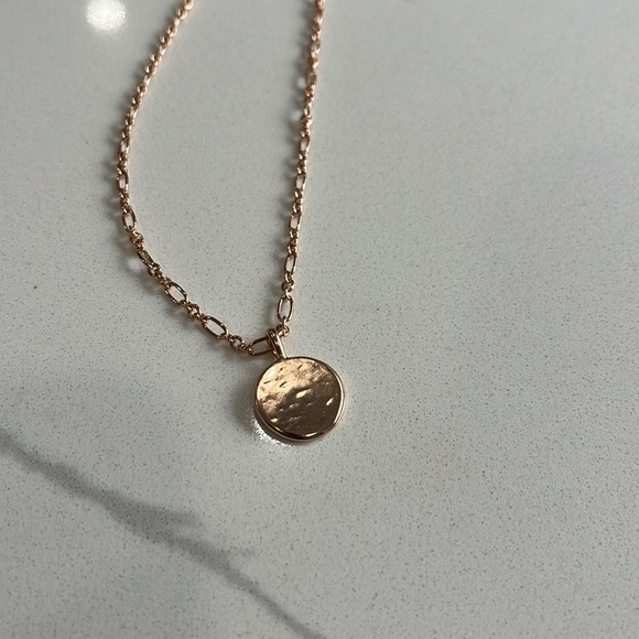 KENDRA SCOTT DIRA ROSE GOLD PLATED COIN PENDANT NECKLACE BRAND NEW - Picture 9 of 10